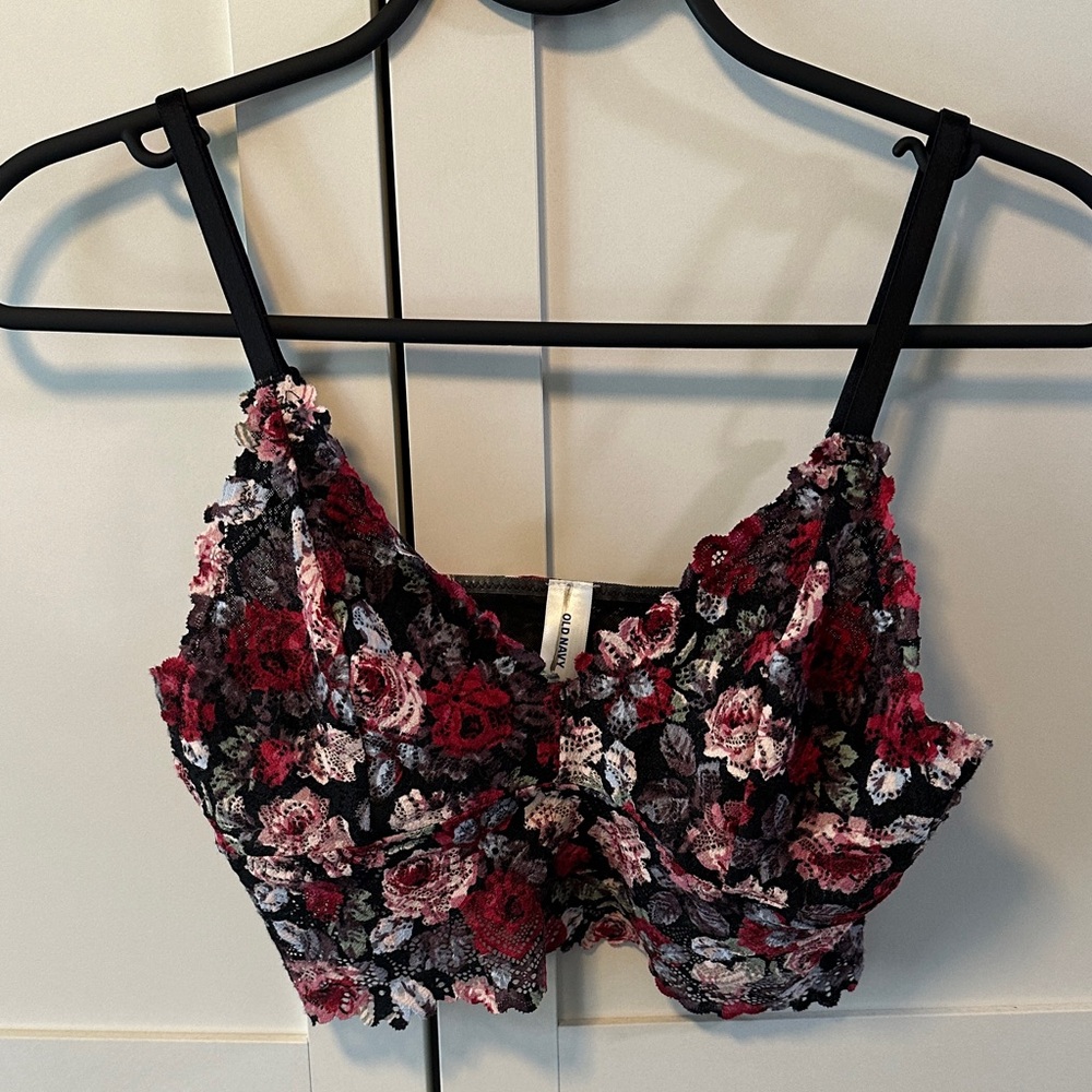 Old Navy Floral Lace Bralette in Black, Red & Pink
